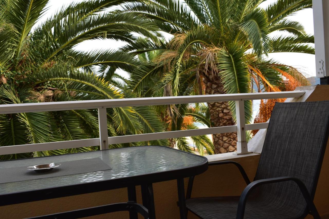 Marinis Boutique Rooms Nea Iraklitsa Buitenkant foto